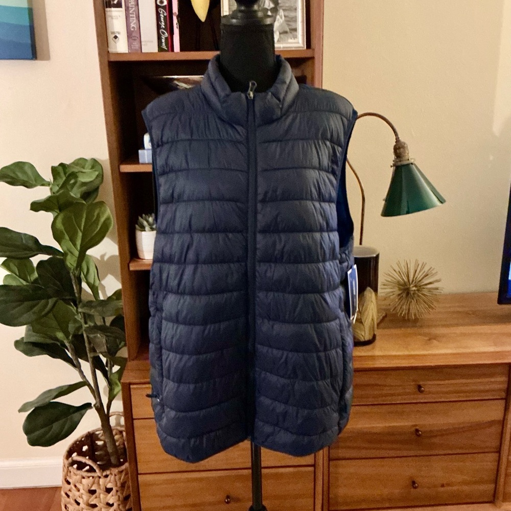 NWT Club Room Water Resistant Blue Quilted Puffy Vest